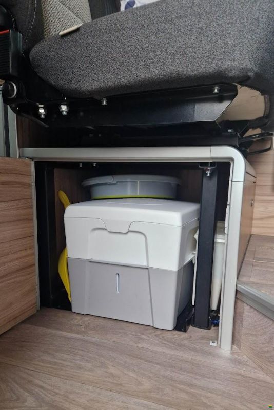 Hymercar Sydney GT White Line