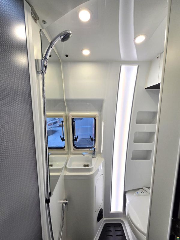 Westfalia James Cook 600E