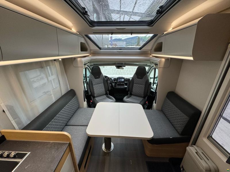 Adria Coral Axess 650 DL