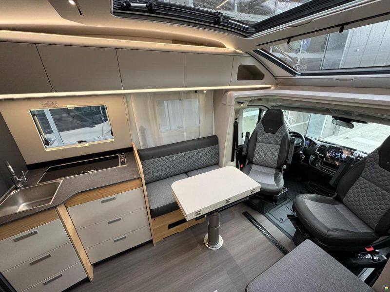 Adria Coral Axess 650 DL