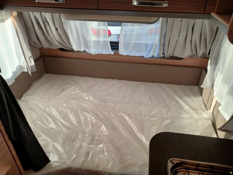 Weinsberg CaraOne 390 Hot Edition