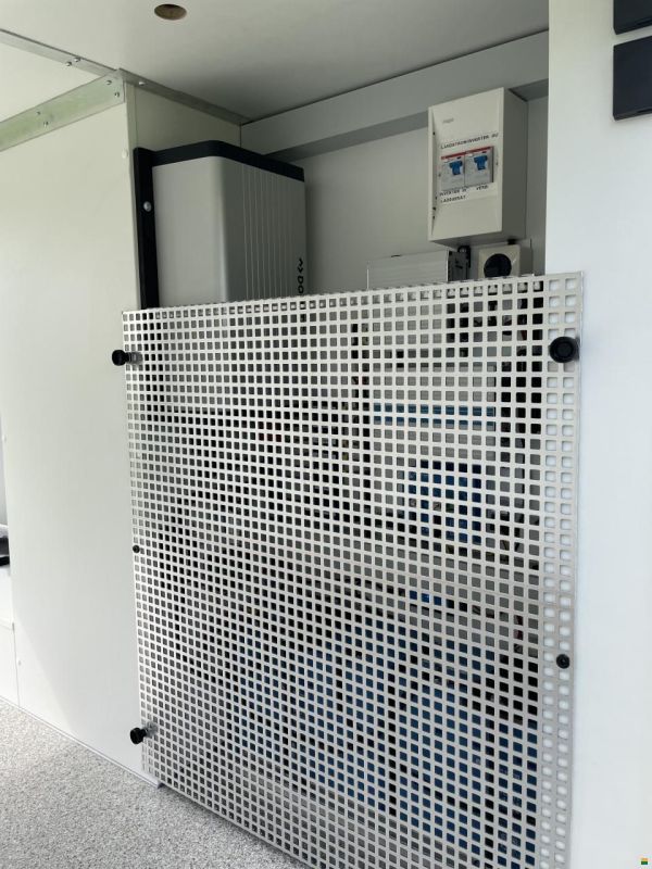 Woelcke Autark Runner R8