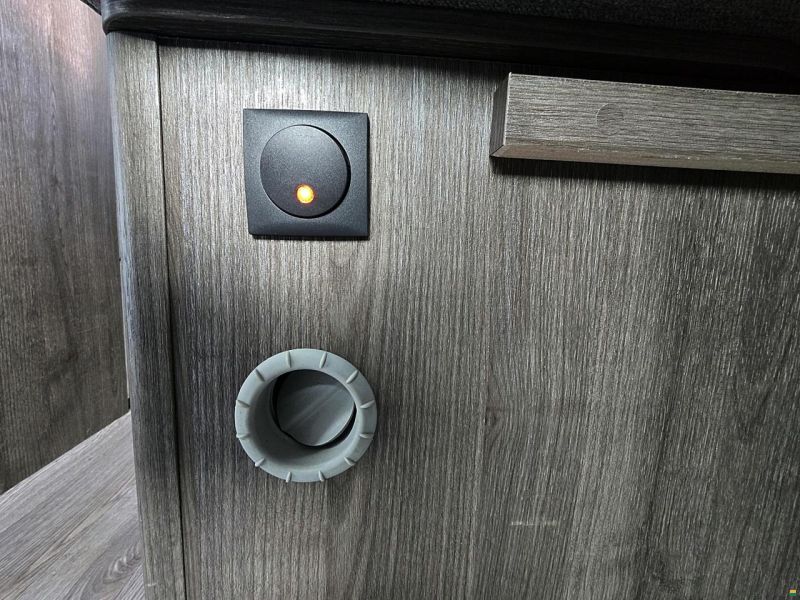 Benimar BENIVAN 540 B 100 2.2 9G-AUTOMAT MJ