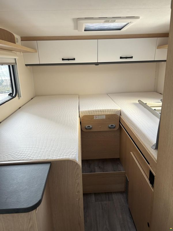 Sunlight V66 Adventure