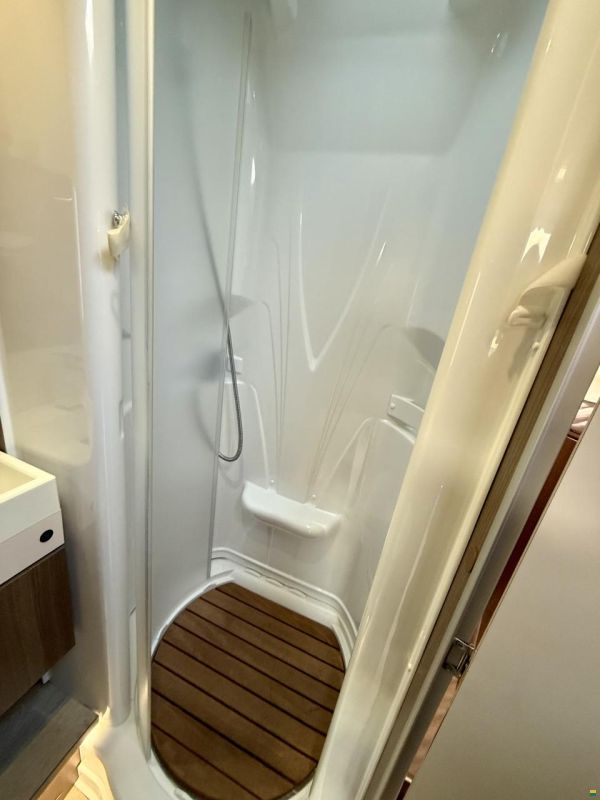 Chausson 717 GA Welcome - Längsbetten