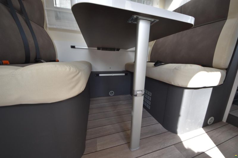 Forster-Reisemobile Alkoven FA 699 DVB