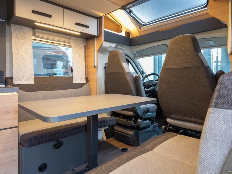 Knaus Live Wave 700 LX Platinum Selection