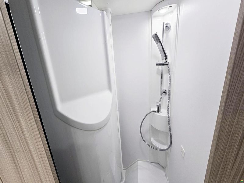 Adria COMPACT DL 2.2 MJ