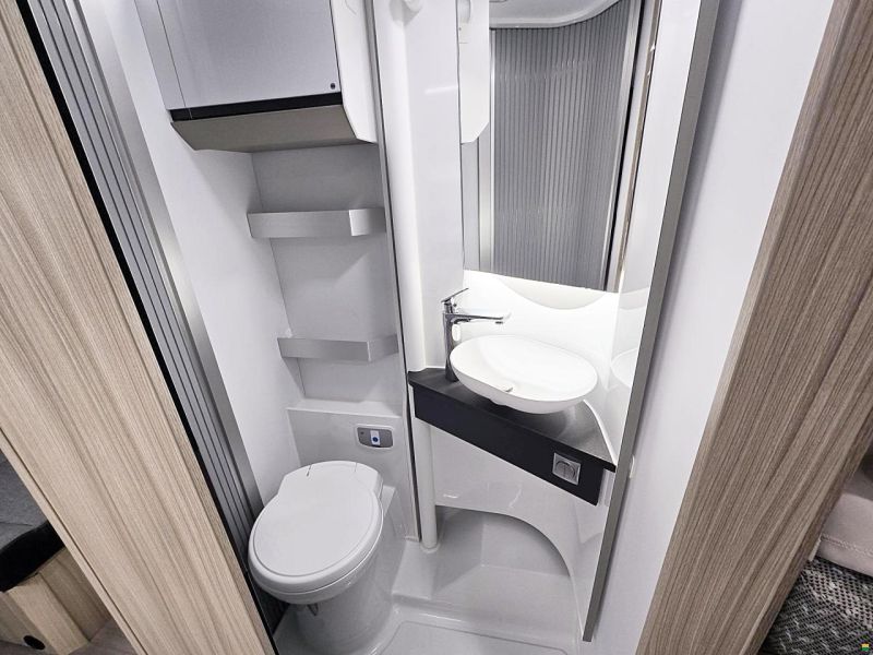 Adria COMPACT DL 2.2 MJ