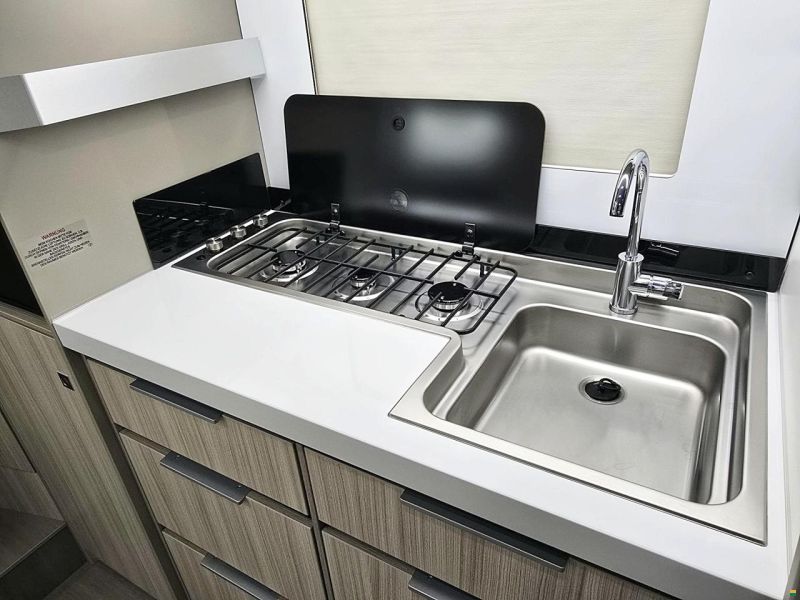 Adria COMPACT DL 2.2 MJ