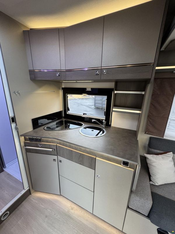 Challenger Graphite 260