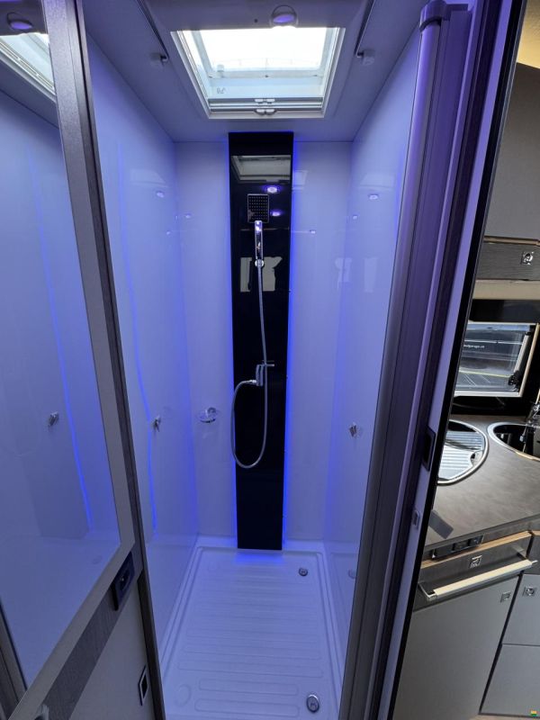 Challenger Graphite 260