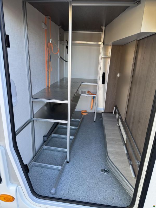 Challenger Graphite 260