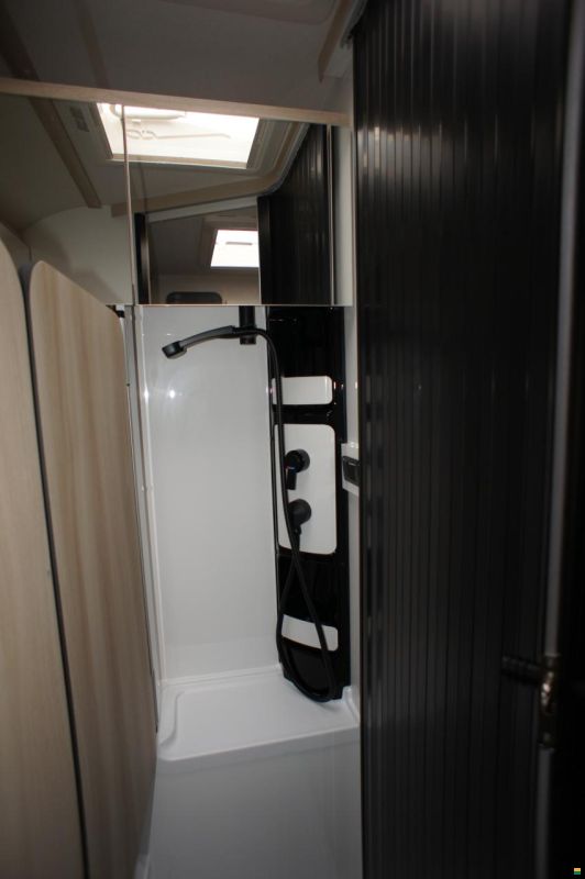 Hobby De Luxe 460 SL