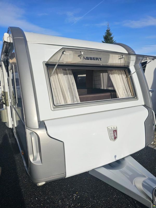 Tabbert Puccini 560 UEB mit Einzelbett, Heckbad!