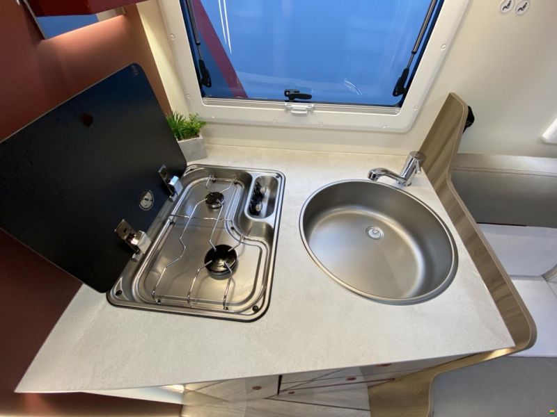 Roller Team Kronos Fit 230 TL, Ford 165PS Automat