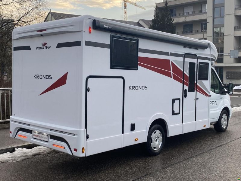 Roller Team Kronos 285 TL, Ford 165PS Automat