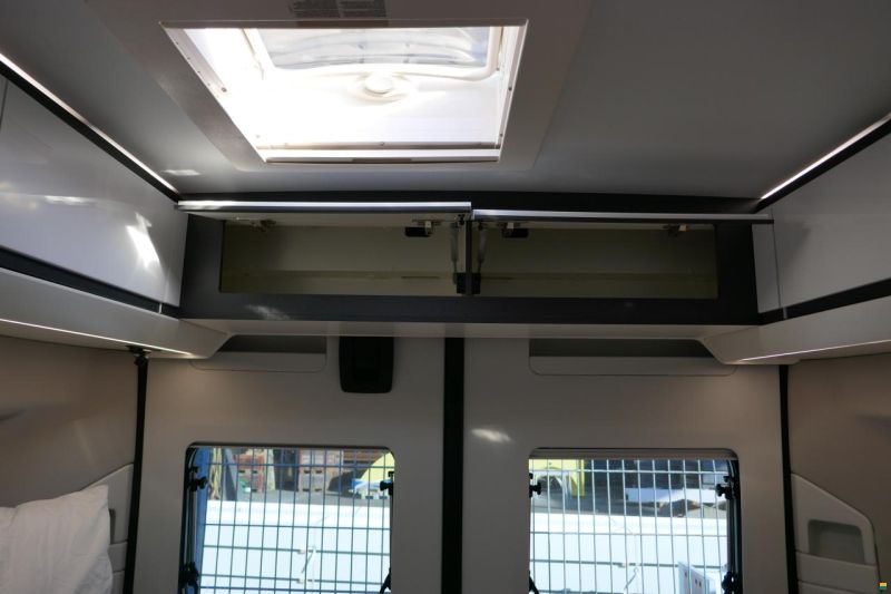 Adria Twin Supreme 600 SPB