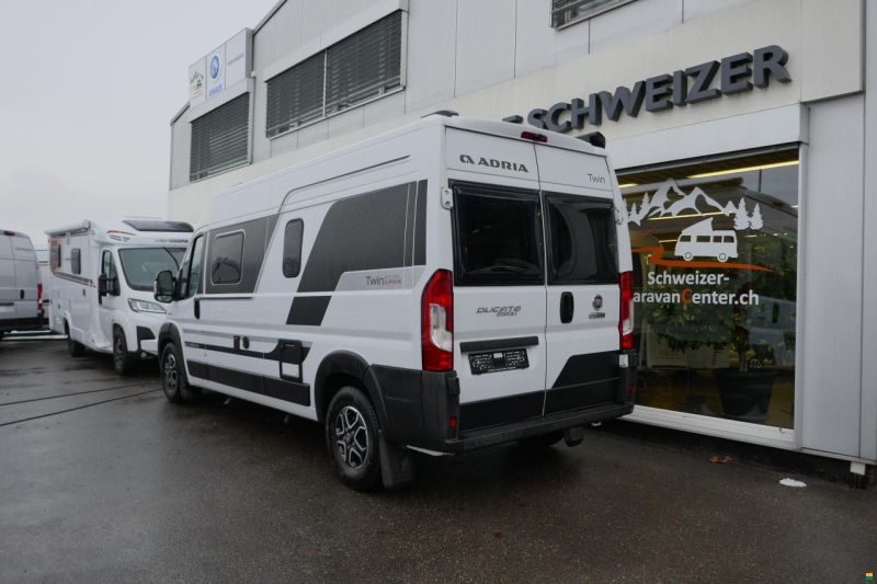 Adria Twin Supreme 600 SPB