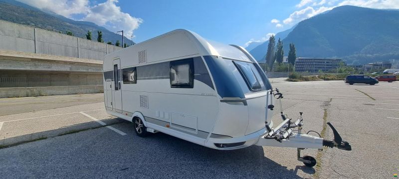 Hobby 490 KMF De Luxe