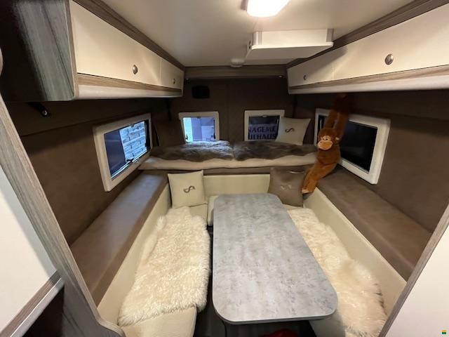 Megamobil Mega Lounge 640