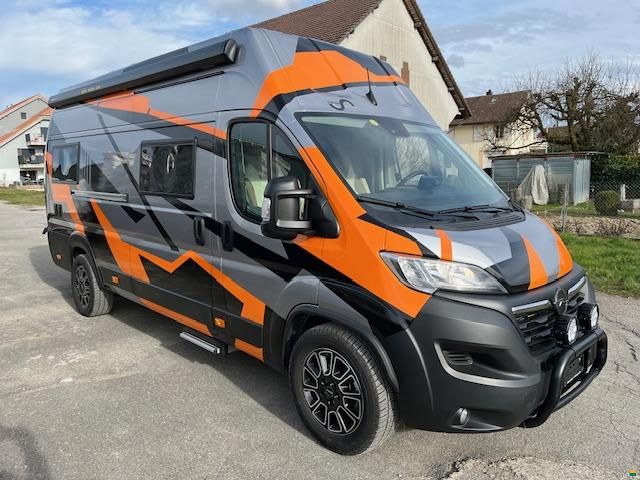 Megamobil Mega Lounge 640