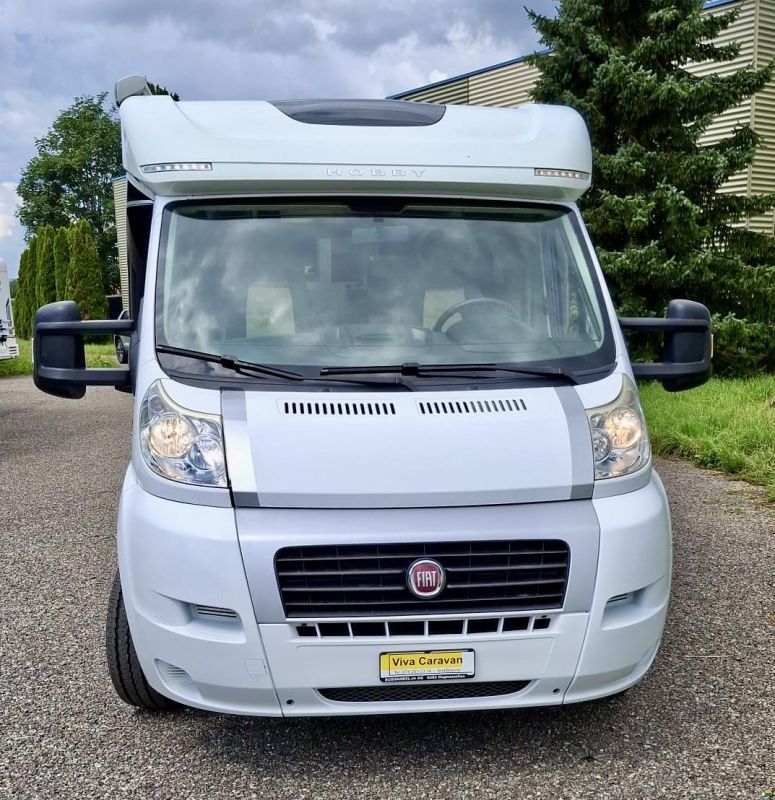 Hobby First Class Mobil