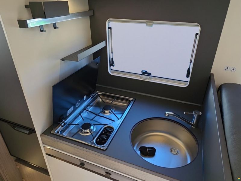 Roller Team Zefiro 285TL für 5 Personen