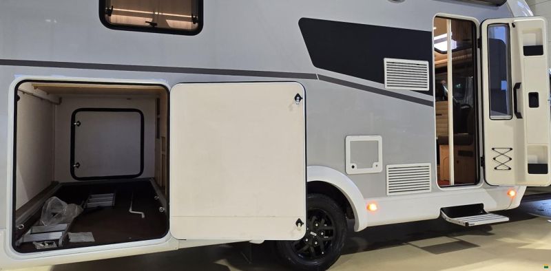 Sunlight T 680 "Adventure Edition"