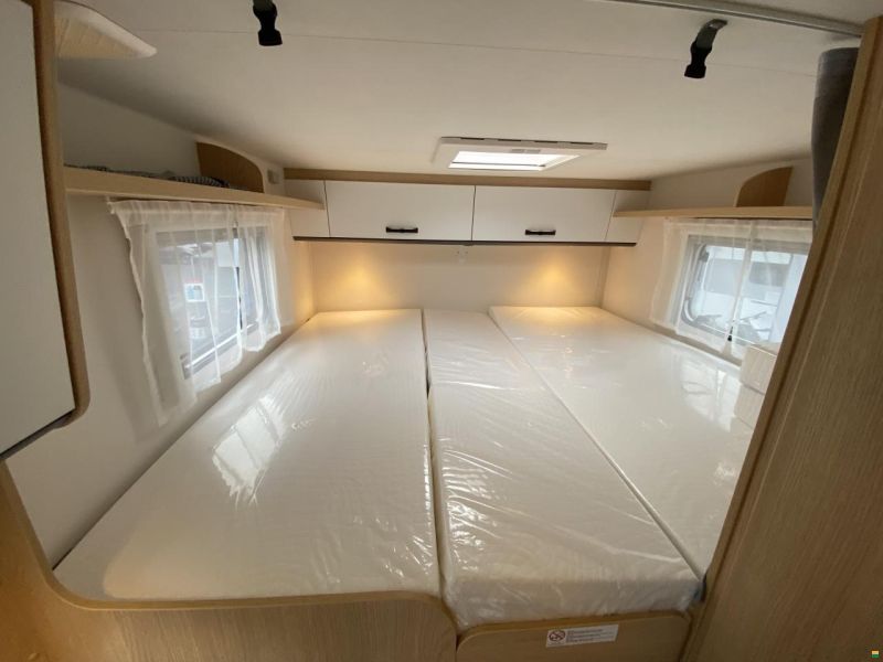 Sunlight V 67S Adventure Fiat