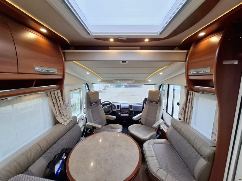 Carthago CHIC E-LINE i50