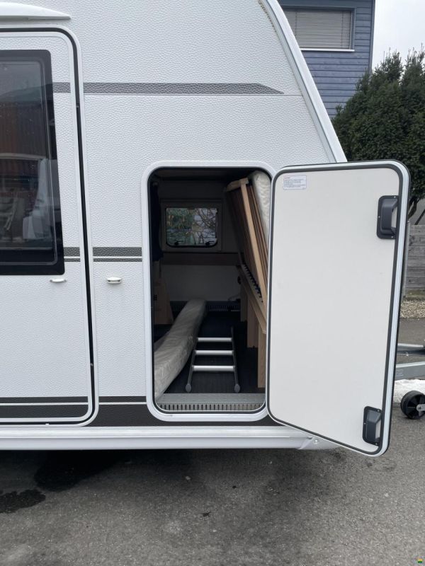 Dethleffs Aero 460 KR up