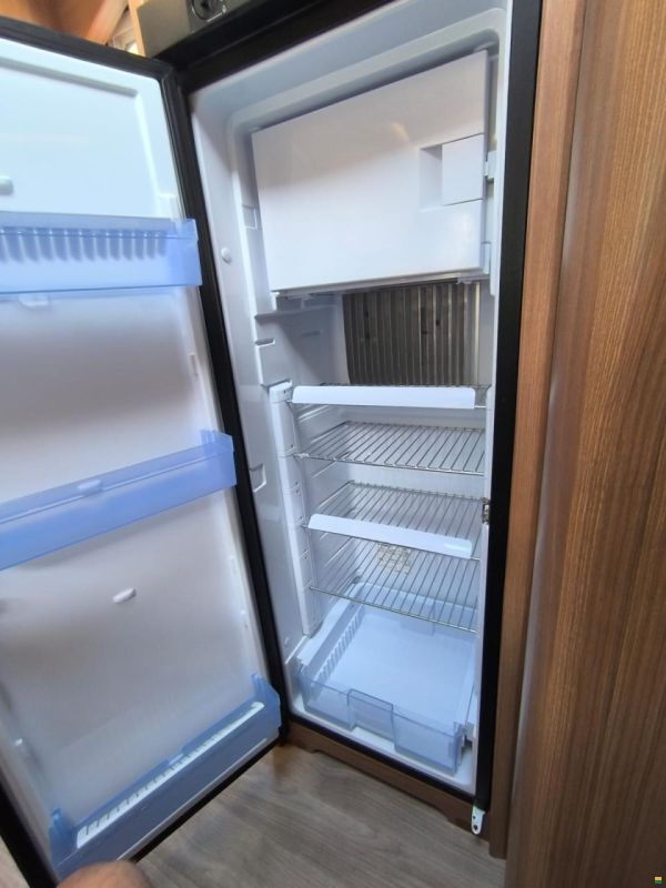 Weinsberg Carasuite 650