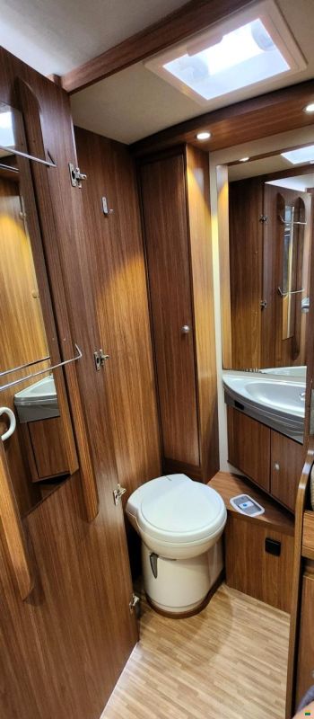 Carado T447 5-Plätzer / Hubbett