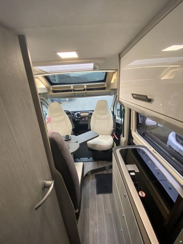 Roller Team Livingstone DUO Sport, Fiat 2.2MJ 140PS