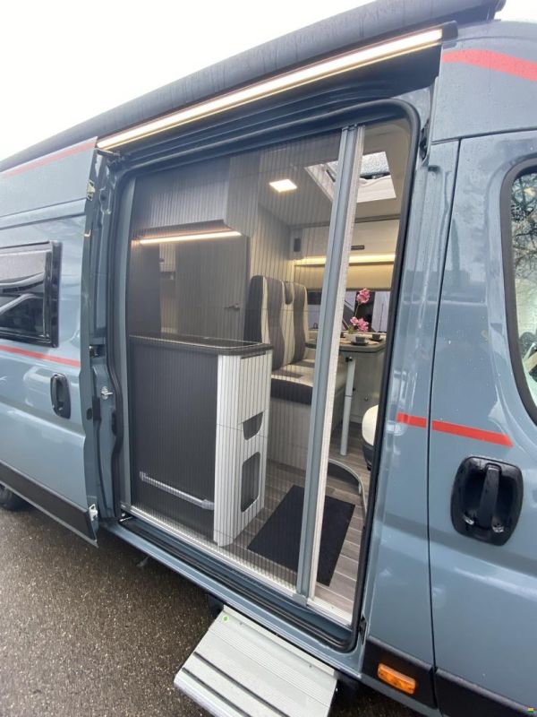 Roller Team Livingstone DUO Sport, Fiat 2.2MJ 140PS