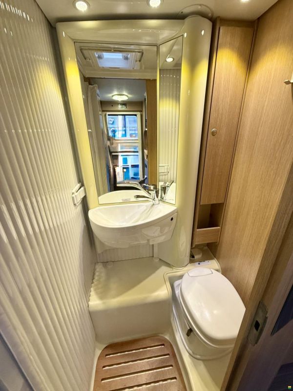 Sunlight A72 - Family Edition