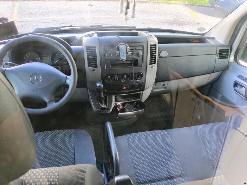Mercedes Benz Sprinter