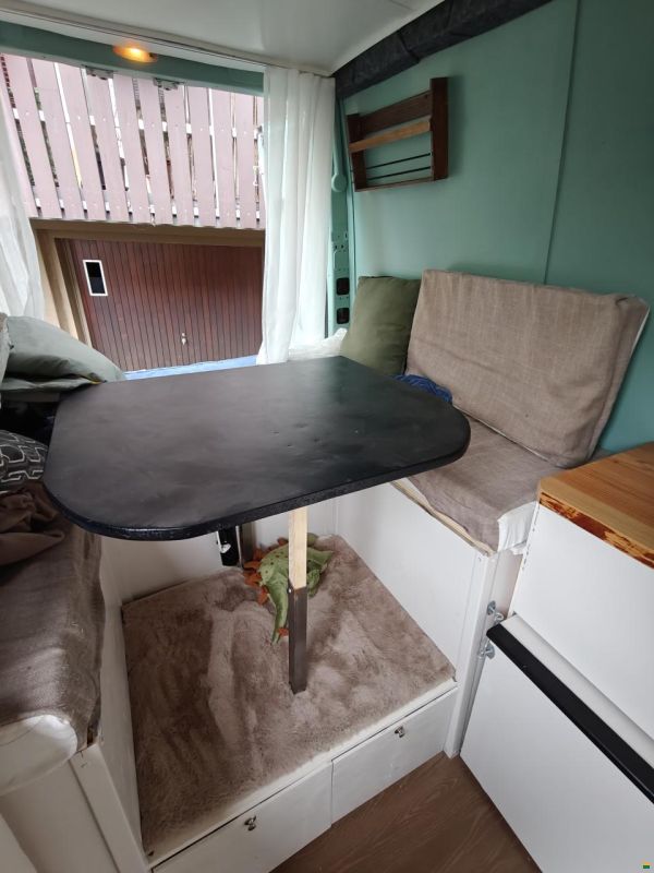 Mercedes Benz Sprinter