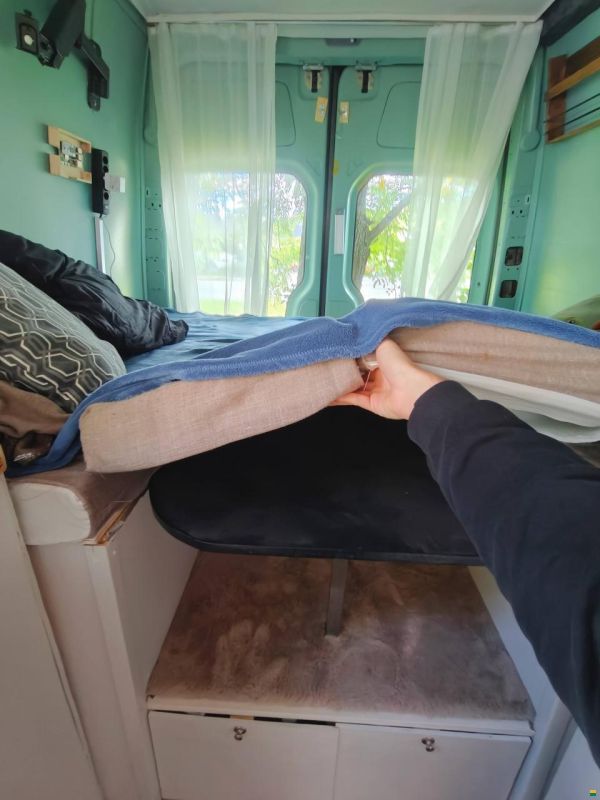 Mercedes Benz Sprinter