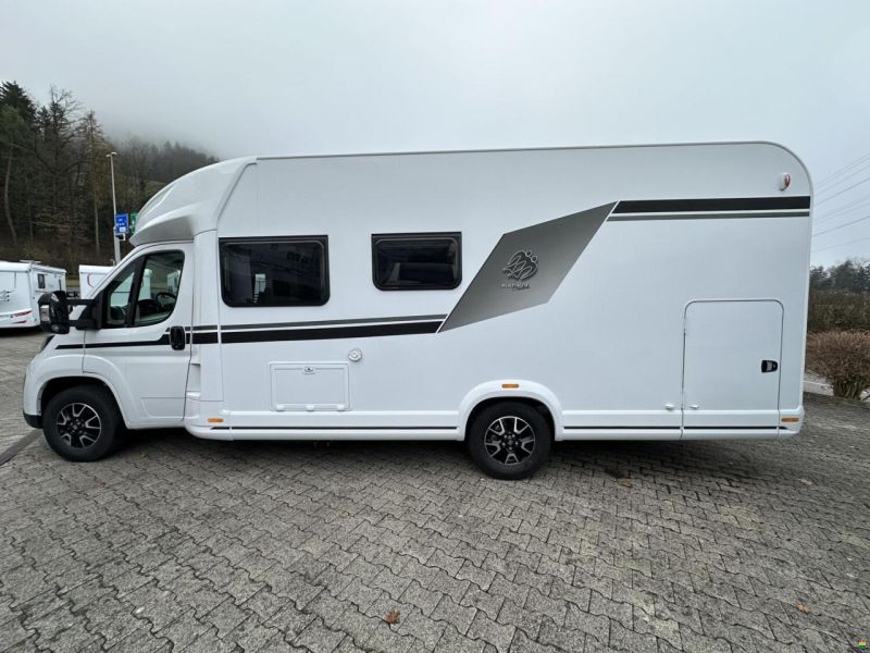 Knaus L!VE WAVE PLATINUM SELECTION 700 MEG