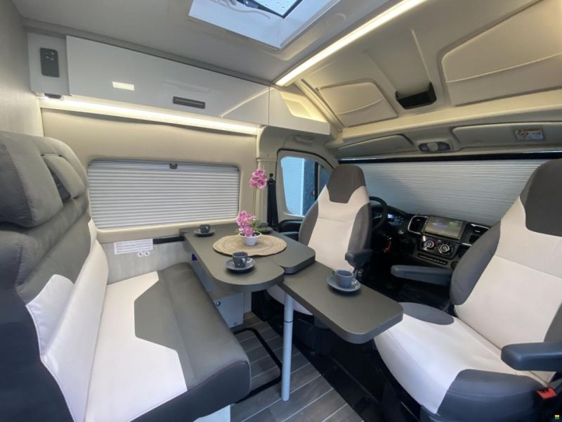 Roller Team Livingstone 5 Sport, Fiat 2.2MJ 140PS