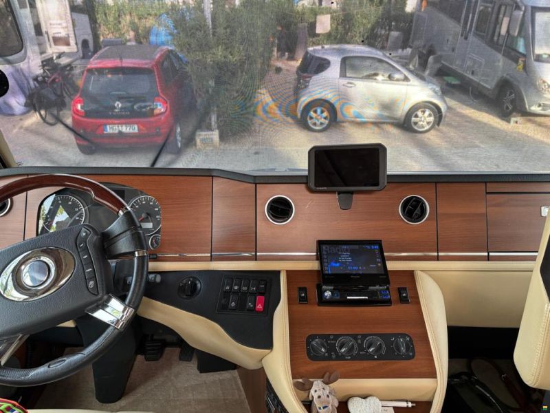 Carthago Mliner De Luxe 62