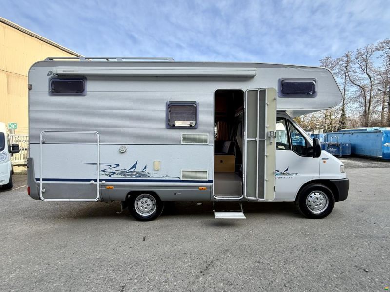 Dethleffs Golbetrotter A5880- Family Travel