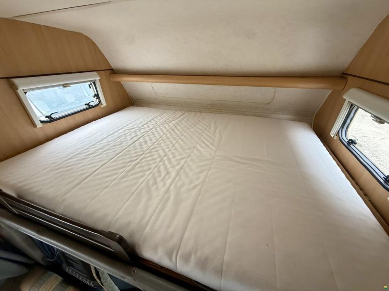 Dethleffs Golbetrotter A5880- Family Travel