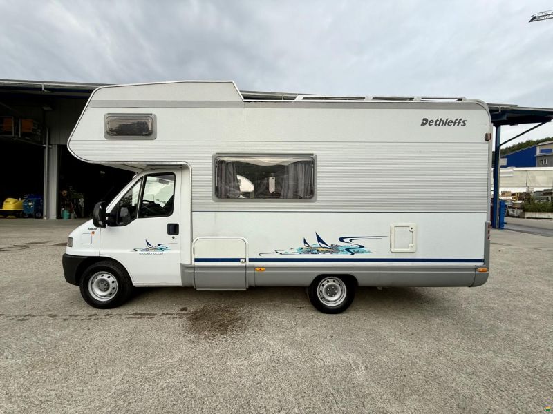 Dethleffs Golbetrotter A5880- Family Travel