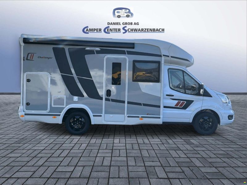 Challenger 250 Graphite Edition