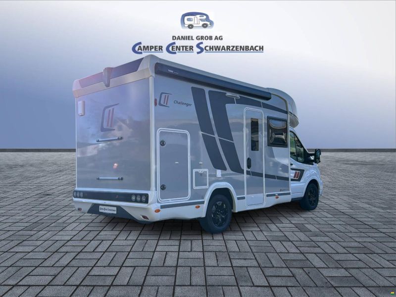 Challenger 250 Graphite Edition