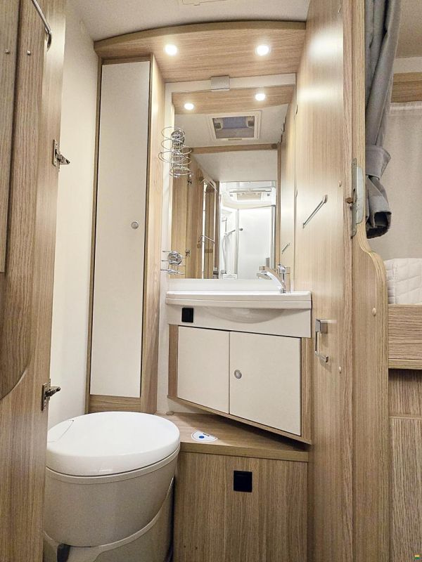 Sunlight I68 ADVENTURE EDITION AUTOMAT 2.3 MJ