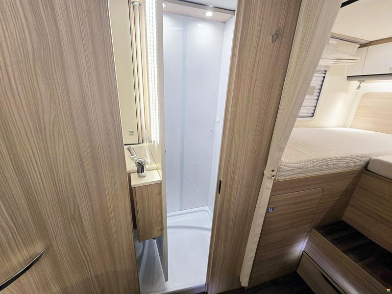 Bürstner Lyseo BT 690 G 2.3 MJ 150